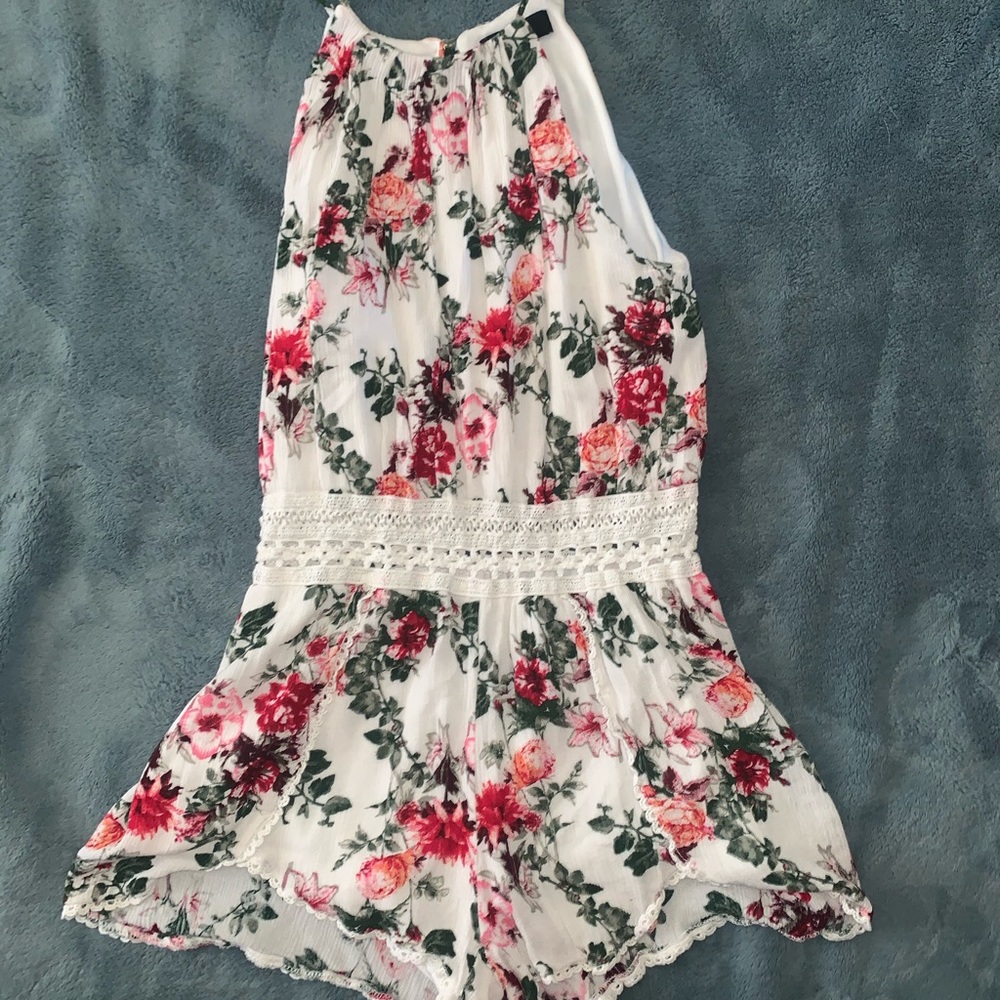 Floral Romper with lace middle